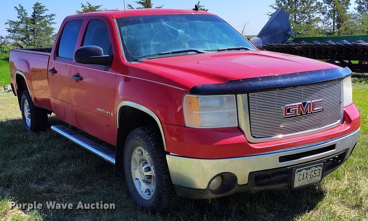image for item DP5010 2009 GMC Sierra 2500HD Crew Cab pickup truck