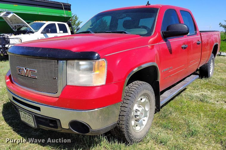 image for item DP5010 2009 GMC Sierra 2500HD Crew Cab pickup truck