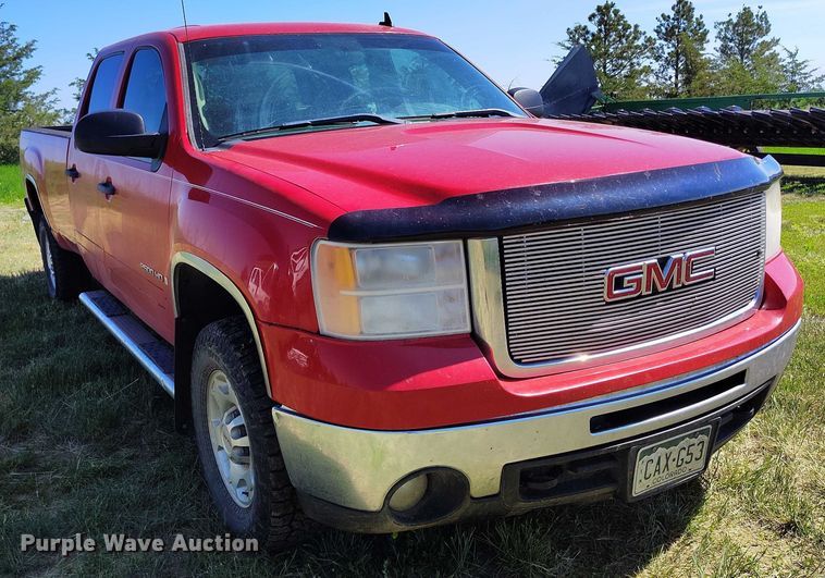 image for item DP5010 2009 GMC Sierra 2500HD Crew Cab pickup truck