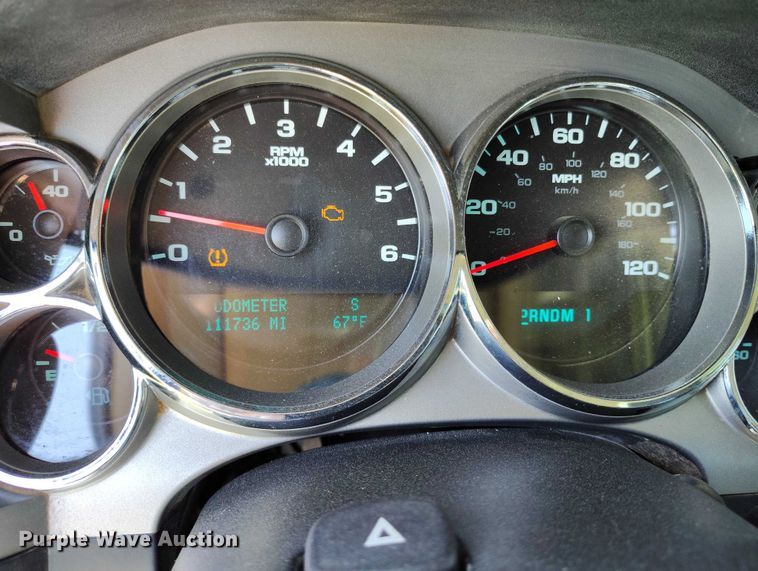 image for item DP5010 2009 GMC Sierra 2500HD Crew Cab pickup truck