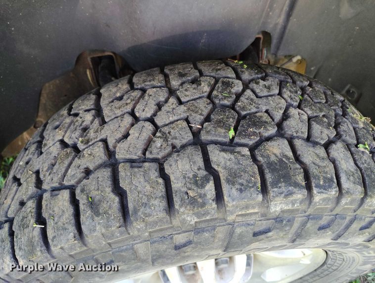 image for item DP5010 2009 GMC Sierra 2500HD Crew Cab pickup truck