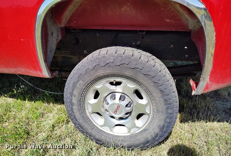 image for item DP5010 2009 GMC Sierra 2500HD Crew Cab pickup truck