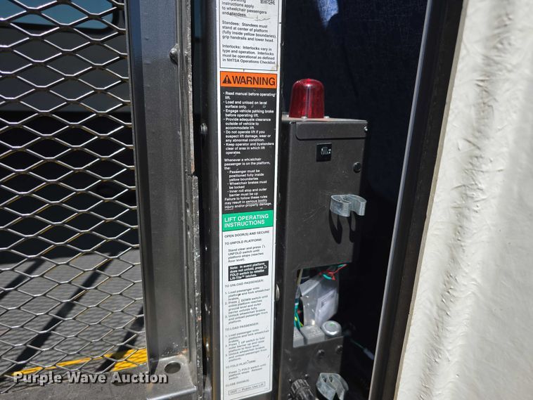 image for item DR3783 2019 Ford E450 Super Duty shuttle bus