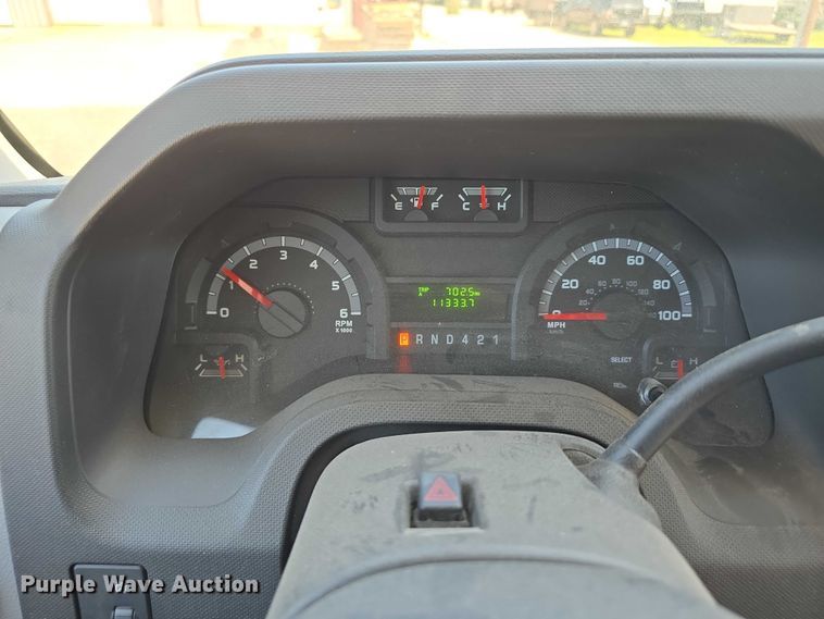 image for item DR3783 2019 Ford E450 Super Duty shuttle bus