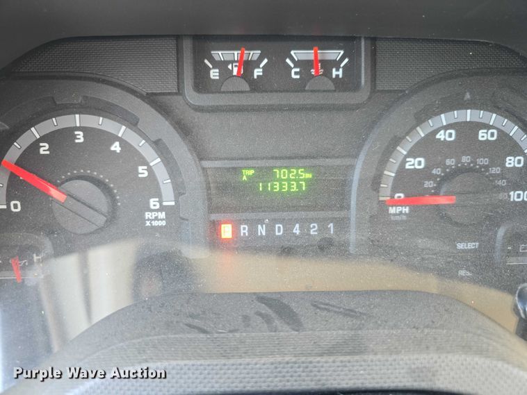 image for item DR3783 2019 Ford E450 Super Duty shuttle bus