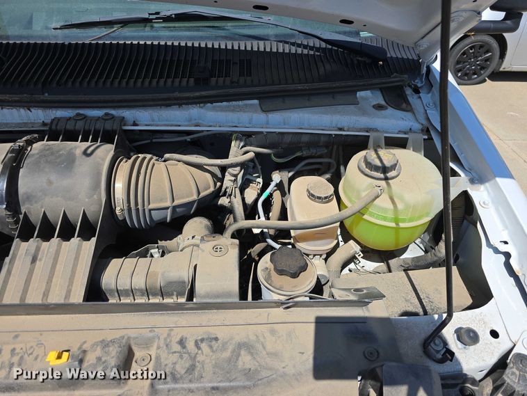 image for item DR3783 2019 Ford E450 Super Duty shuttle bus