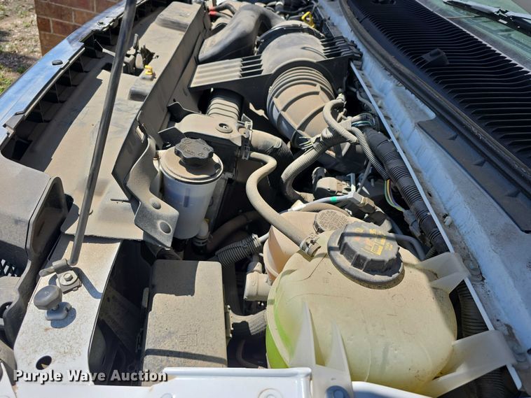 image for item DR3783 2019 Ford E450 Super Duty shuttle bus