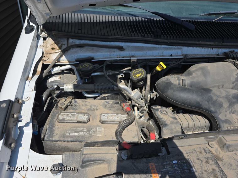 image for item DR3783 2019 Ford E450 Super Duty shuttle bus