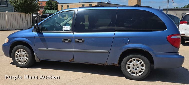 image for item DR3784 2007 Dodge Grand Caravan van