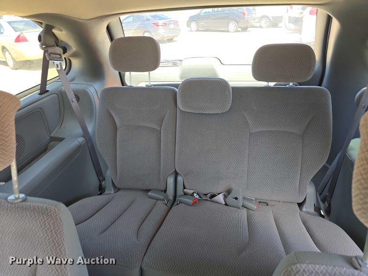 image for item DR3784 2007 Dodge Grand Caravan van