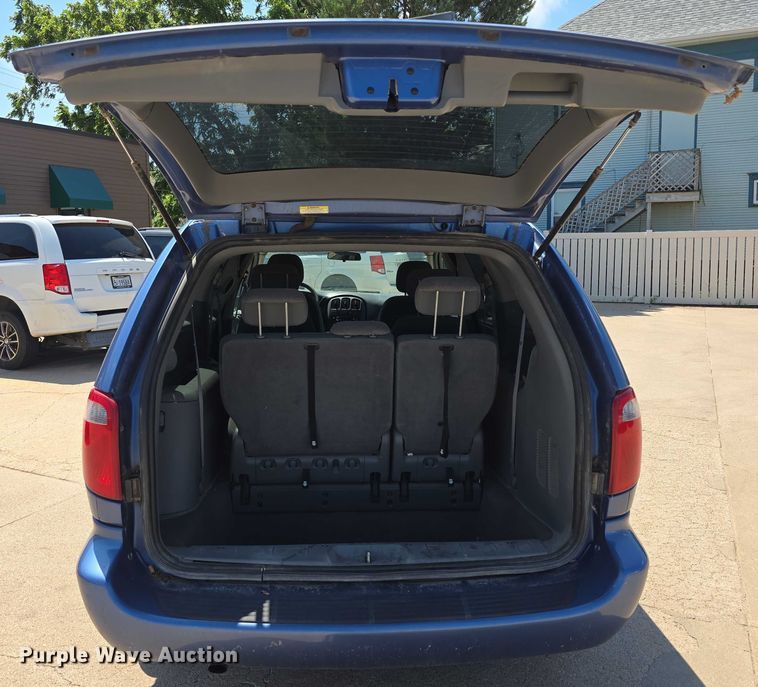 image for item DR3784 2007 Dodge Grand Caravan van