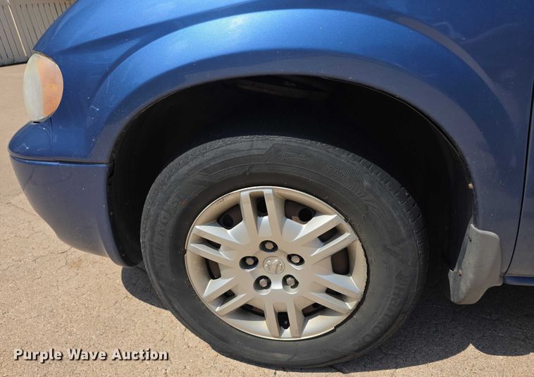 image for item DR3784 2007 Dodge Grand Caravan van