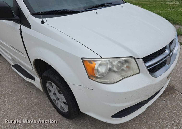 image for item DR3785 2012 Dodge Grand Caravan handicap accessible van