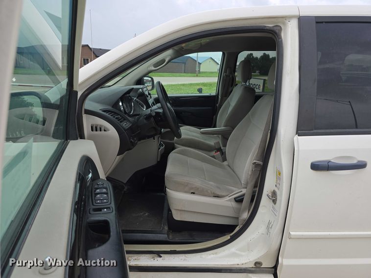 image for item DR3785 2012 Dodge Grand Caravan handicap accessible van