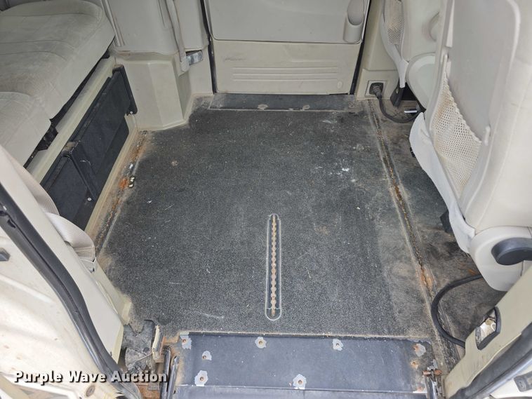 image for item DR3785 2012 Dodge Grand Caravan handicap accessible van