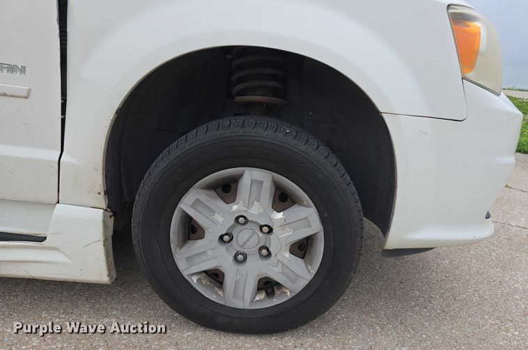 image for item DR3785 2012 Dodge Grand Caravan handicap accessible van