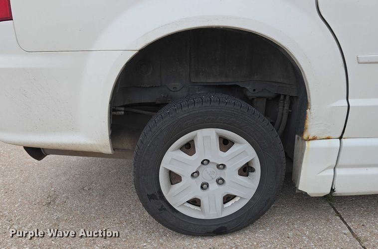 image for item DR3785 2012 Dodge Grand Caravan handicap accessible van