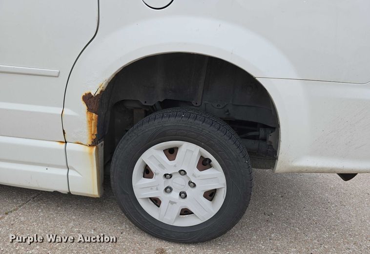 image for item DR3785 2012 Dodge Grand Caravan handicap accessible van