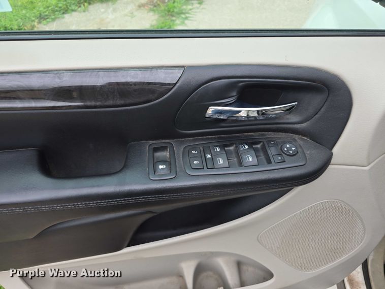 image for item DR3786 2012 Dodge Grand Caravan handicap accessible van