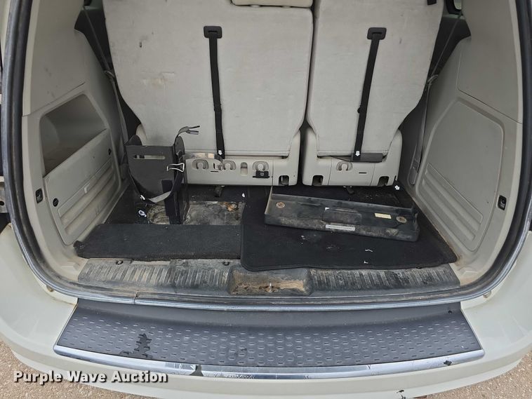 image for item DR3786 2012 Dodge Grand Caravan handicap accessible van