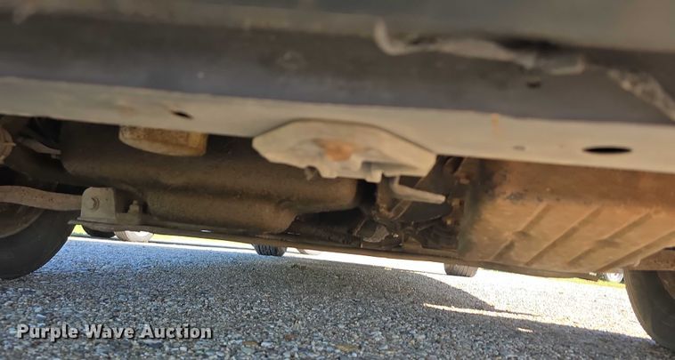 image for item DR3819 2007 Chrysler Town & Country van