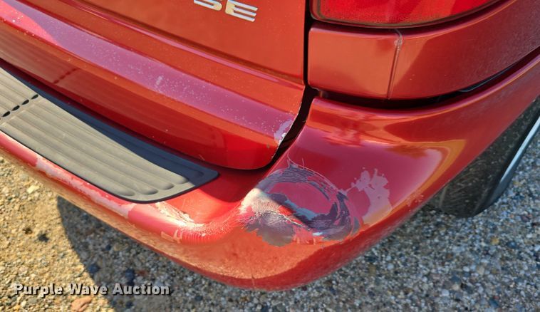 image for item DR3820 2003 Dodge Grand Caravan SE van