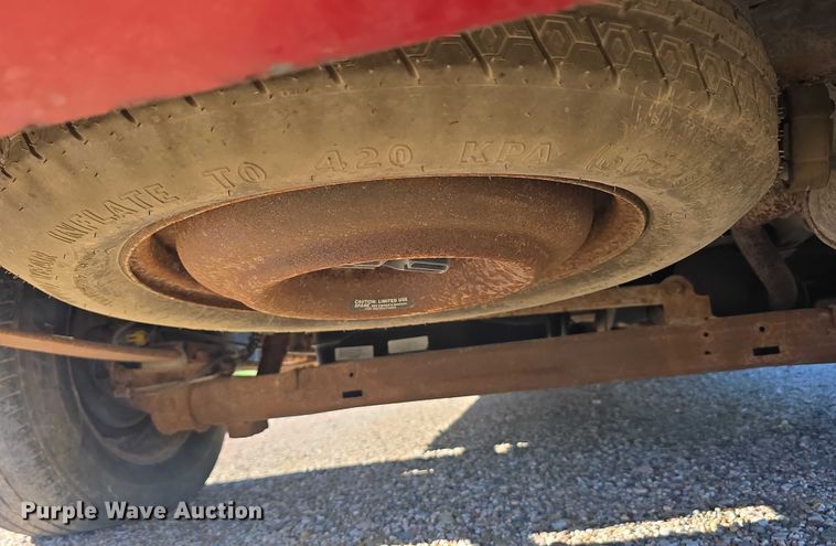 image for item DR3820 2003 Dodge Grand Caravan SE van