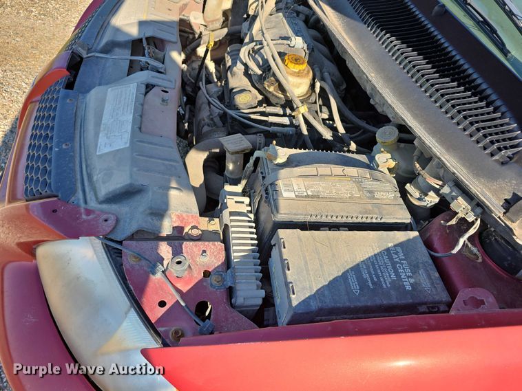 image for item DR3820 2003 Dodge Grand Caravan SE van