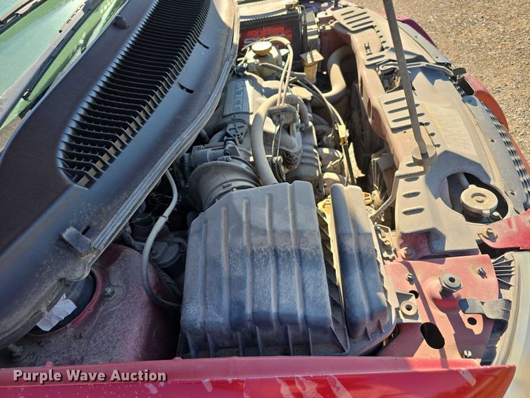 image for item DR3820 2003 Dodge Grand Caravan SE van