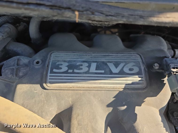 image for item DR3820 2003 Dodge Grand Caravan SE van