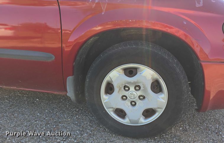 image for item DR3820 2003 Dodge Grand Caravan SE van