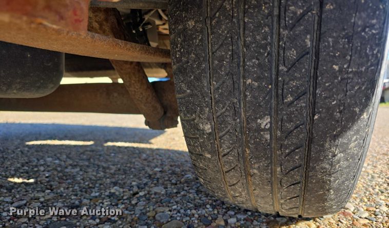 image for item DR3820 2003 Dodge Grand Caravan SE van