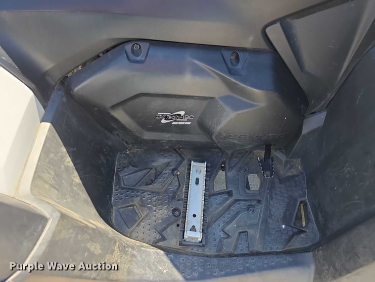 image for item DR3822 2022 CFMOTO CForce 600 ATV