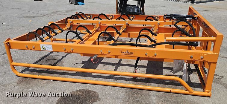 image for item DR3926 2024 LandHonor HAG-112-24Q skid steer bale accumulator grapple