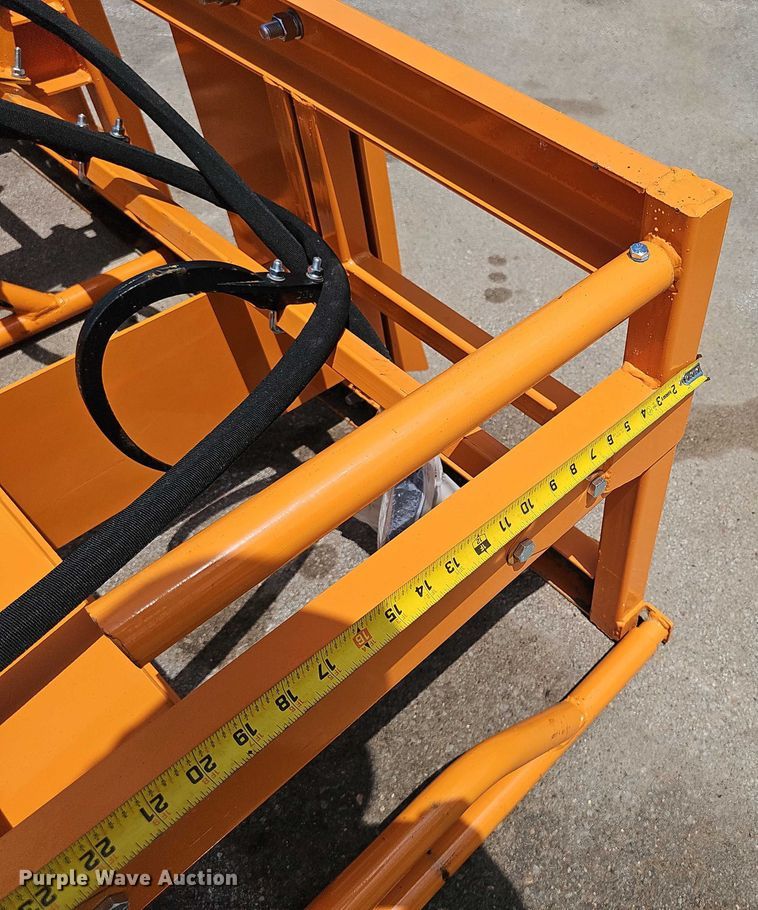 image for item DR3926 2024 LandHonor HAG-112-24Q skid steer bale accumulator grapple