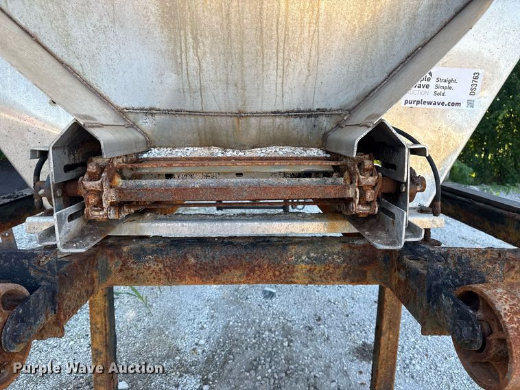 image for item DS3763 Truck attachments