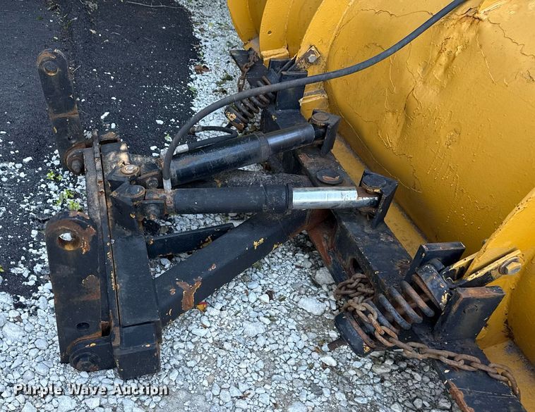 image for item DS3763 Truck attachments