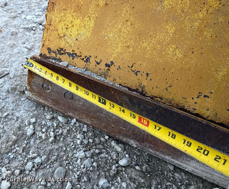 image for item DS3763 Truck attachments