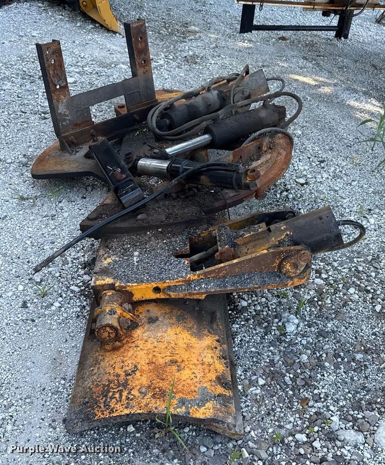 image for item DS3763 Truck attachments