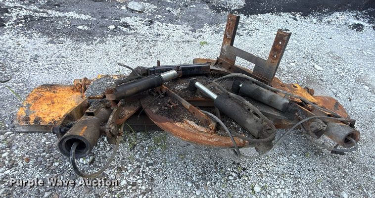 image for item DS3763 Truck attachments