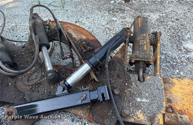 image for item DS3763 Truck attachments