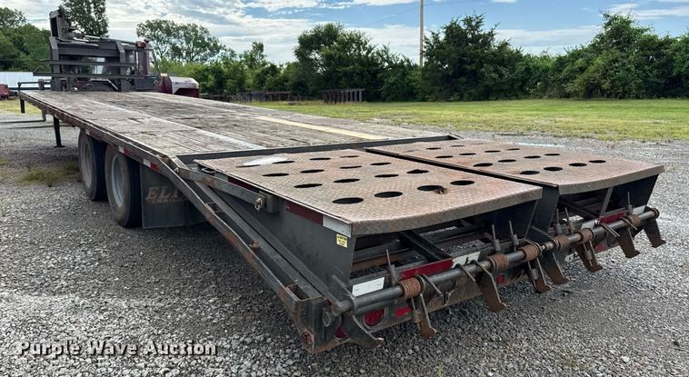image for item DS3768 2018 Elite Trailers, Inc. equipment trailer