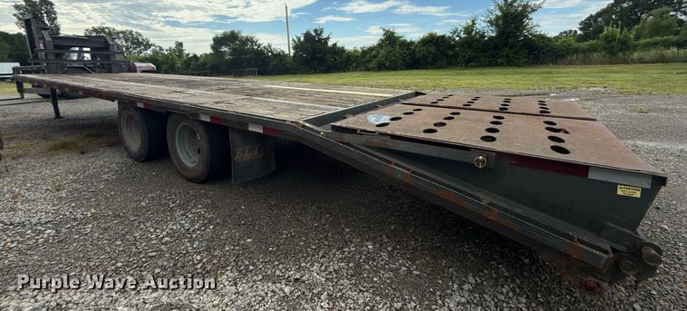 image for item DS3768 2018 Elite Trailers, Inc. equipment trailer