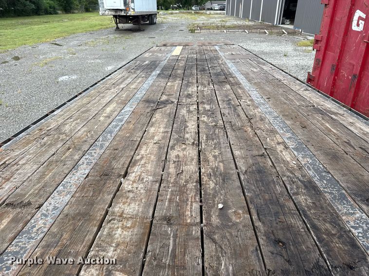 image for item DS3768 2018 Elite Trailers, Inc. equipment trailer