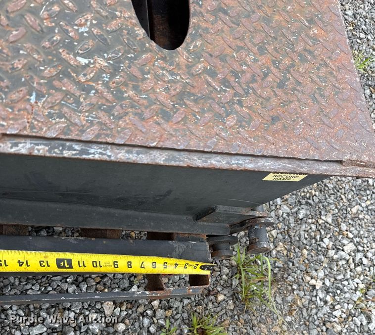 image for item DS3768 2018 Elite Trailers, Inc. equipment trailer