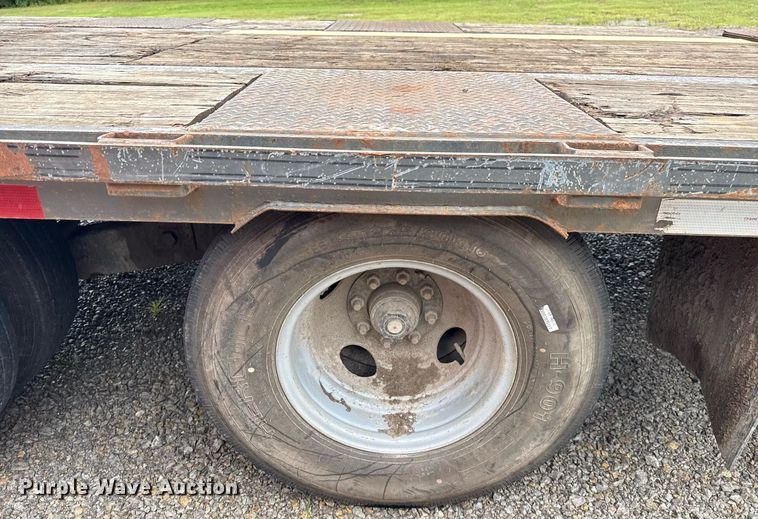 image for item DS3768 2018 Elite Trailers, Inc. equipment trailer