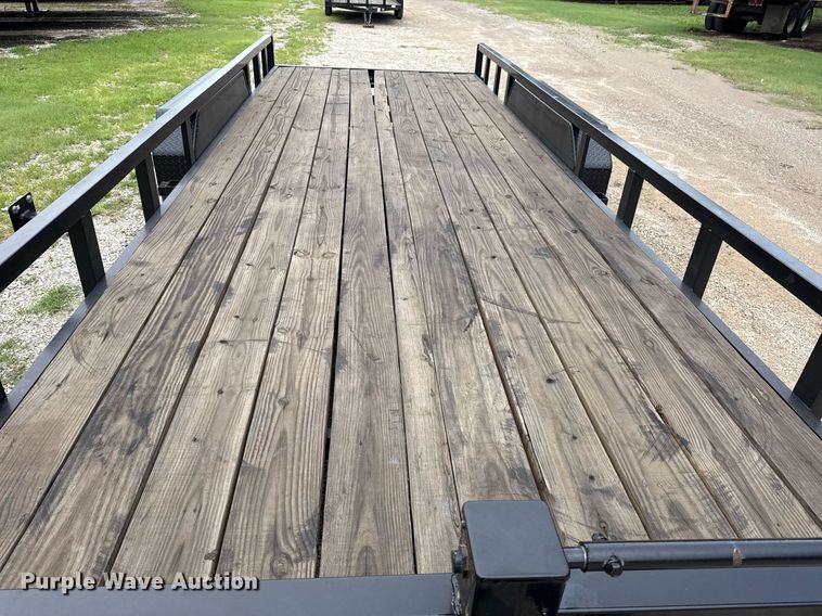 image for item DS3770 2025 High Country Trailer BPHD8320SBK1BHR equipment trailer