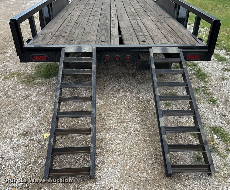 image for item DS3770 2025 High Country Trailer BPHD8320SBK1BHR equipment trailer