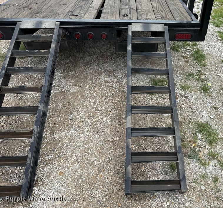 image for item DS3770 2025 High Country Trailer BPHD8320SBK1BHR equipment trailer