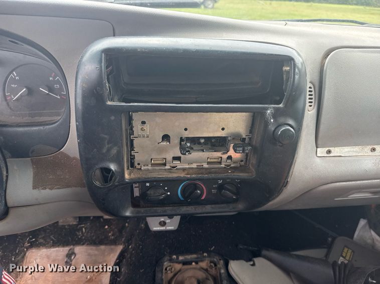 image for item DS3788 1998 Ford Ranger pickup truck